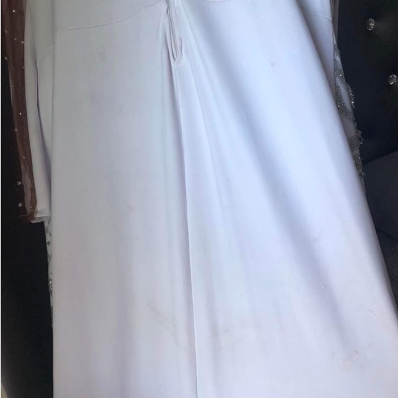 Selling my step daughter prom dress - Picture 11 of 14
